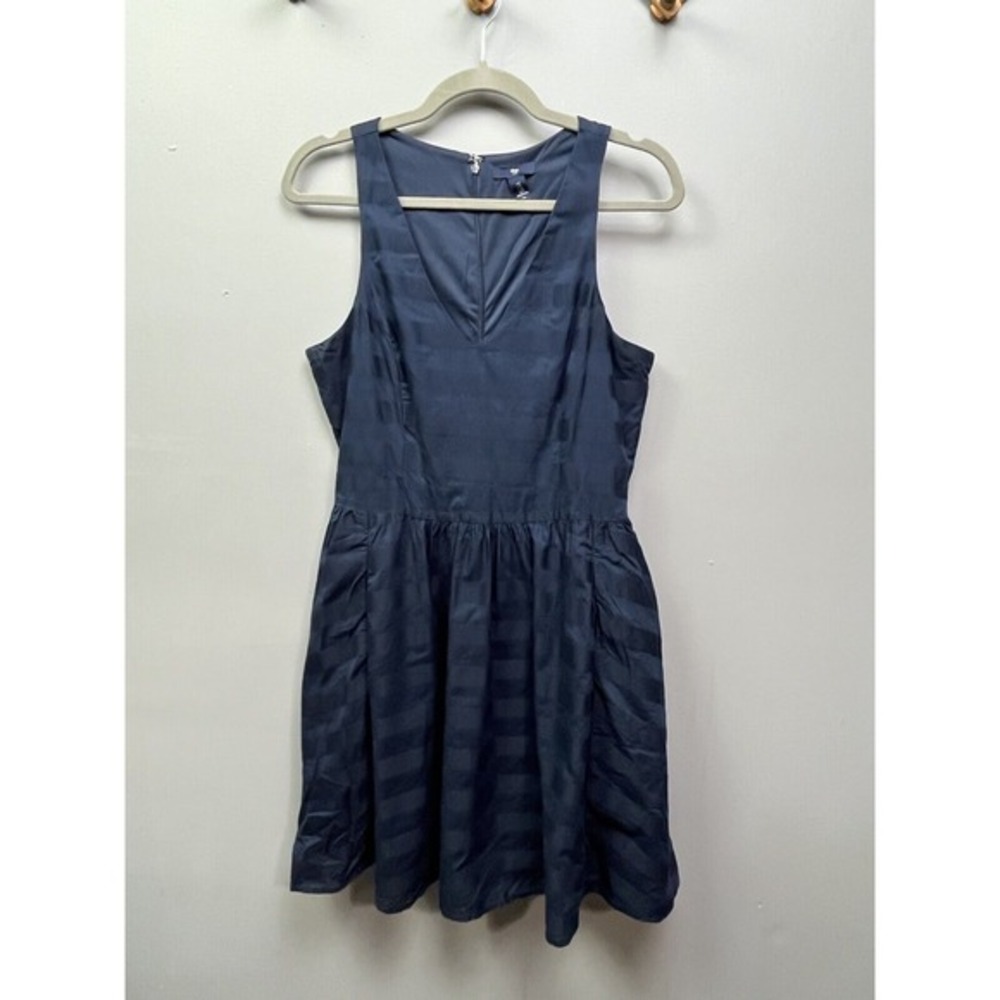 Gap Dress‎ Womens 6 Navy Blue Fit and Flare Striped V-Neck Sleeveless Pockets